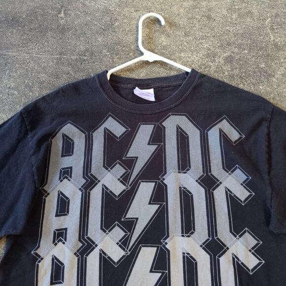 AC/DC Back in Black Band T Shirt Mens L Black 80s Retro Music Rock - Picture 2 of 8